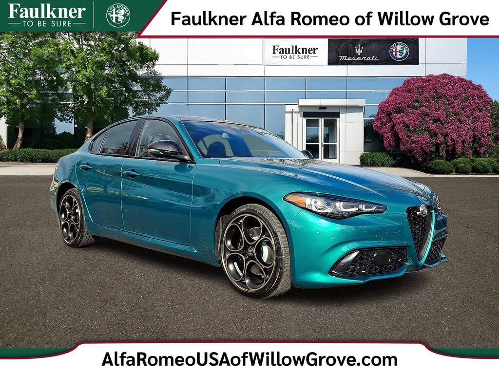 New 2025 Alfa Romeo Giulia INTENSA AWD Sedan