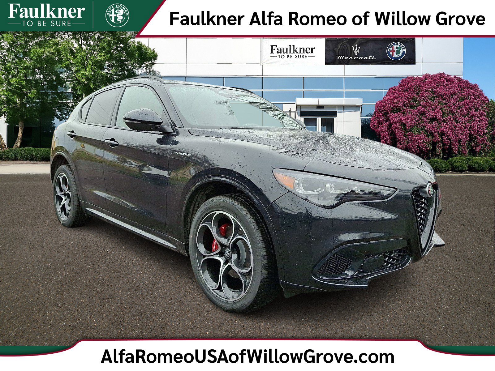 2025 Alfa Romeo Stelvio Base's photo