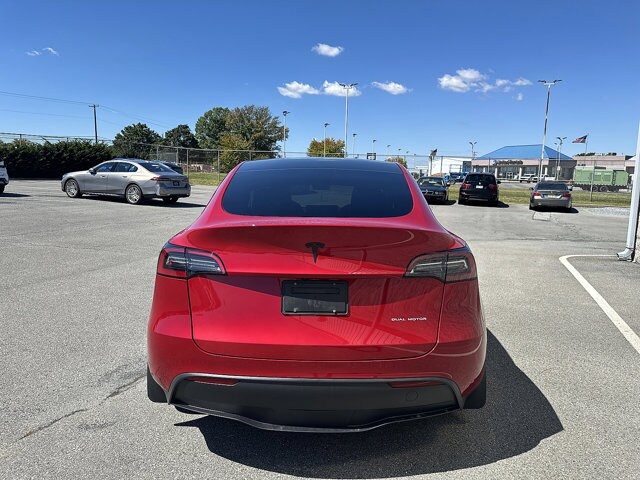 2023 Tesla Model Y Long Range photo 4