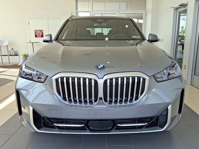 2025 Bmw X5 xDrive50e photo 2