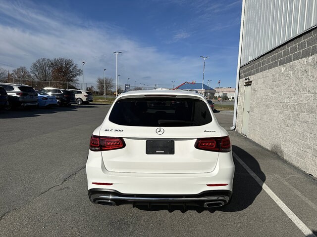 2021 Mercedes Benz GLC 300 4MATIC photo 3