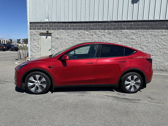 2023 Tesla Model Y Long Range photo 2