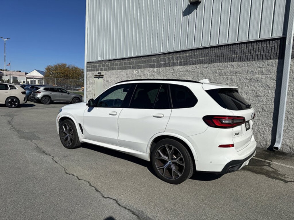 Certified 2022 BMW X5  xDrive40i Sports Activity Vehicle