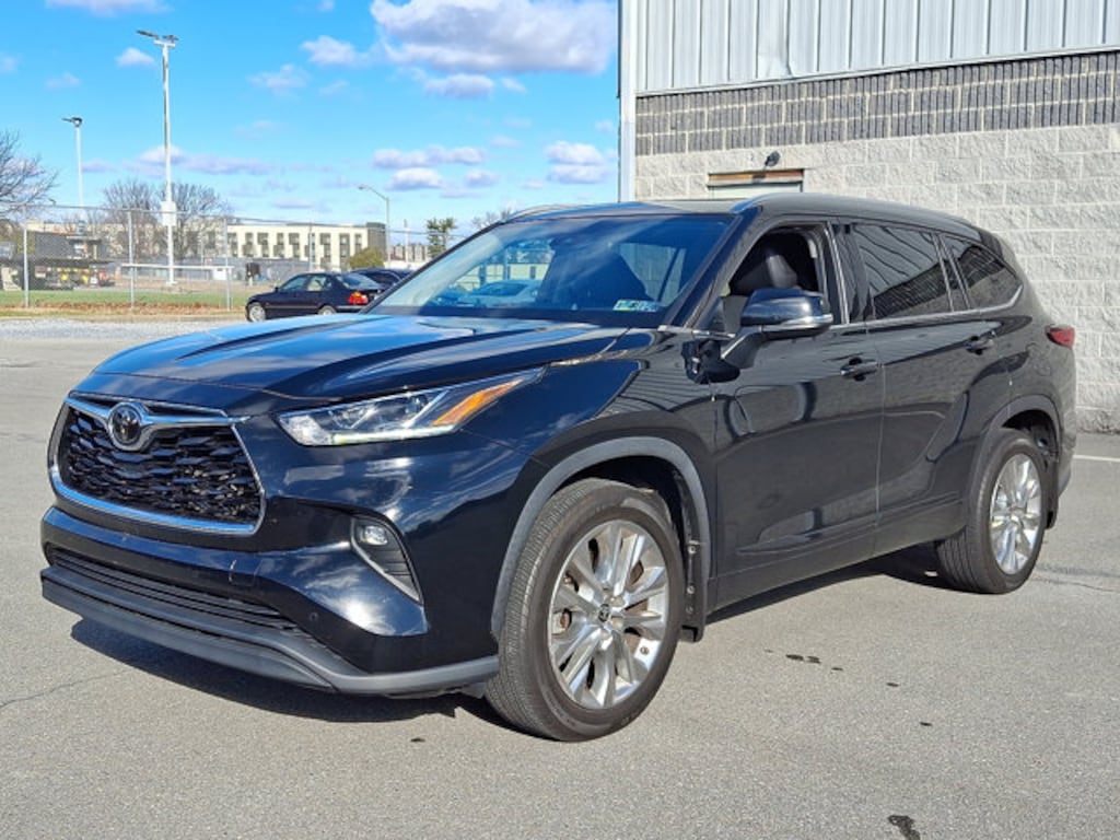 Used 2020 Toyota Highlander Limited Limited AWD