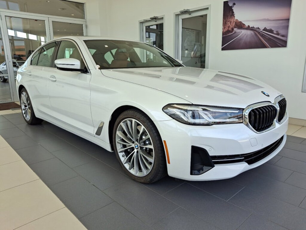 Used 2022 BMW 5 Series 530i xDrive Sedan