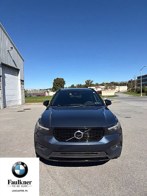 2022 Volvo XC40