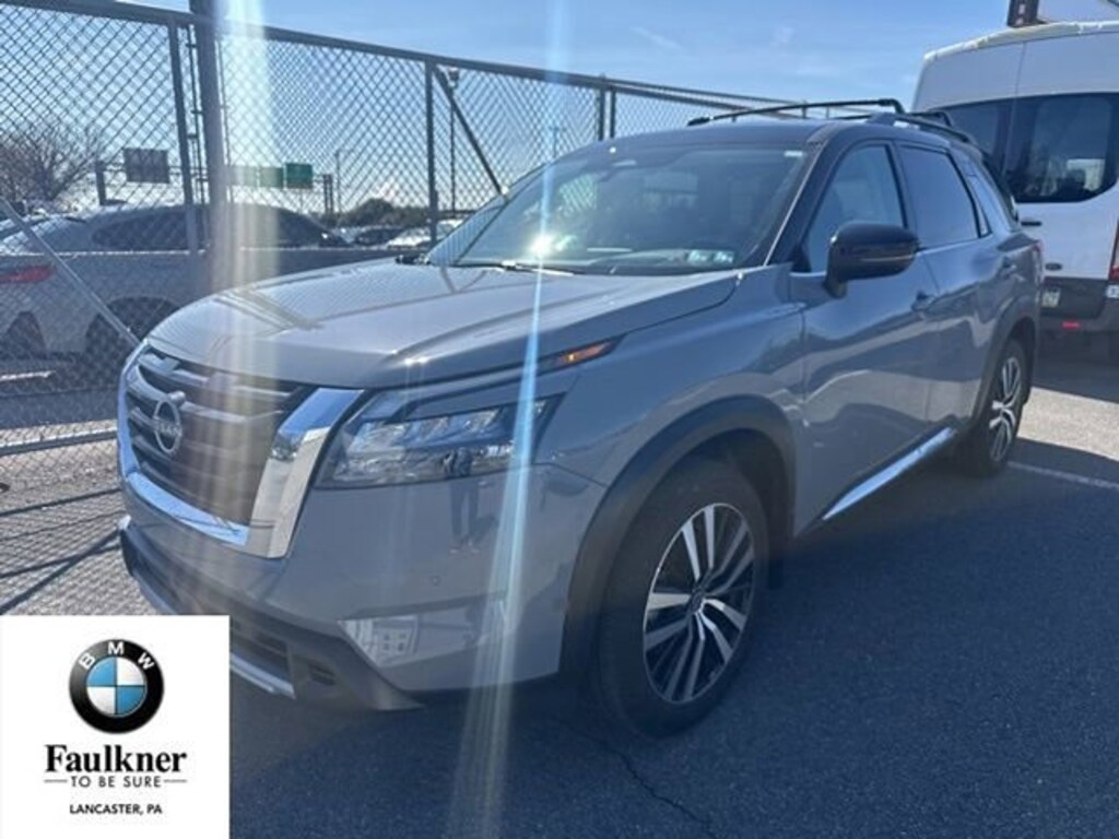 Used 2025 Nissan Pathfinder Platinum Platinum 4WD