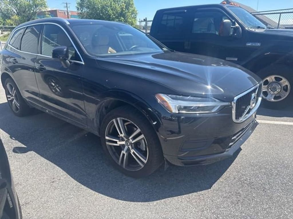 Used 2019 Volvo XC60 Momentum T6 AWD Momentum