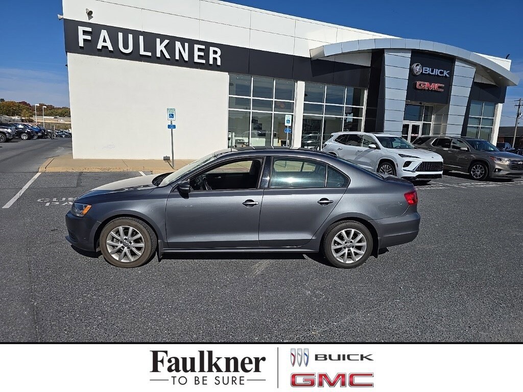 Used 2012 Volkswagen Jetta Sedan 2.5L SE