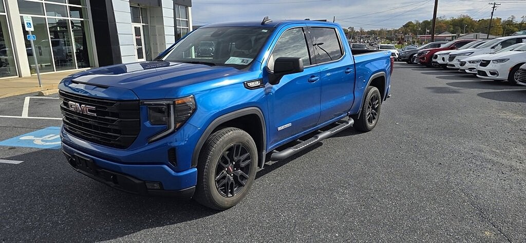 Certified 2023 GMC Sierra 1500 Elevation 4WD Crew Cab 147 Elevation w/3SB