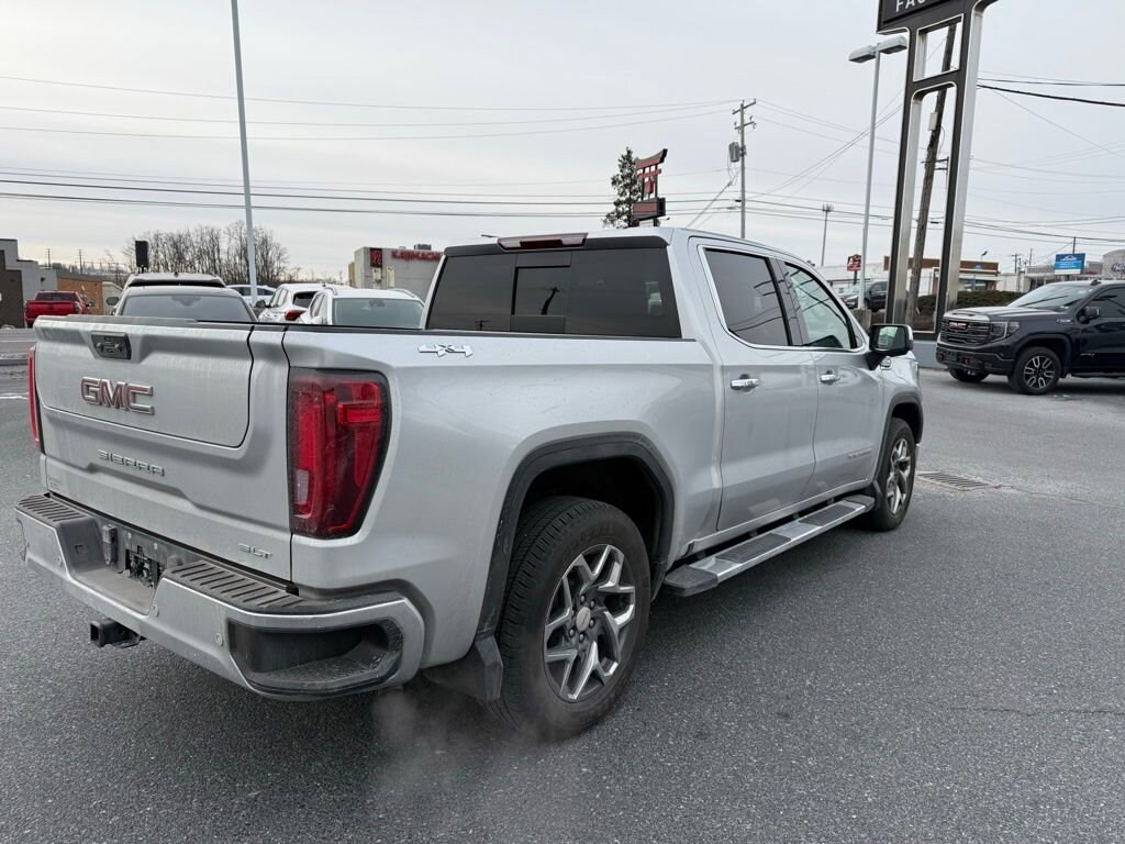 Used 2022 GMC Sierra 1500 SLT 4WD Crew Cab 147 SLT