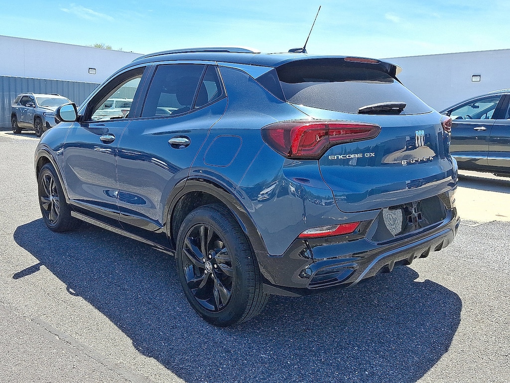 2024 Buick Encore GX Sport Touring photo 4