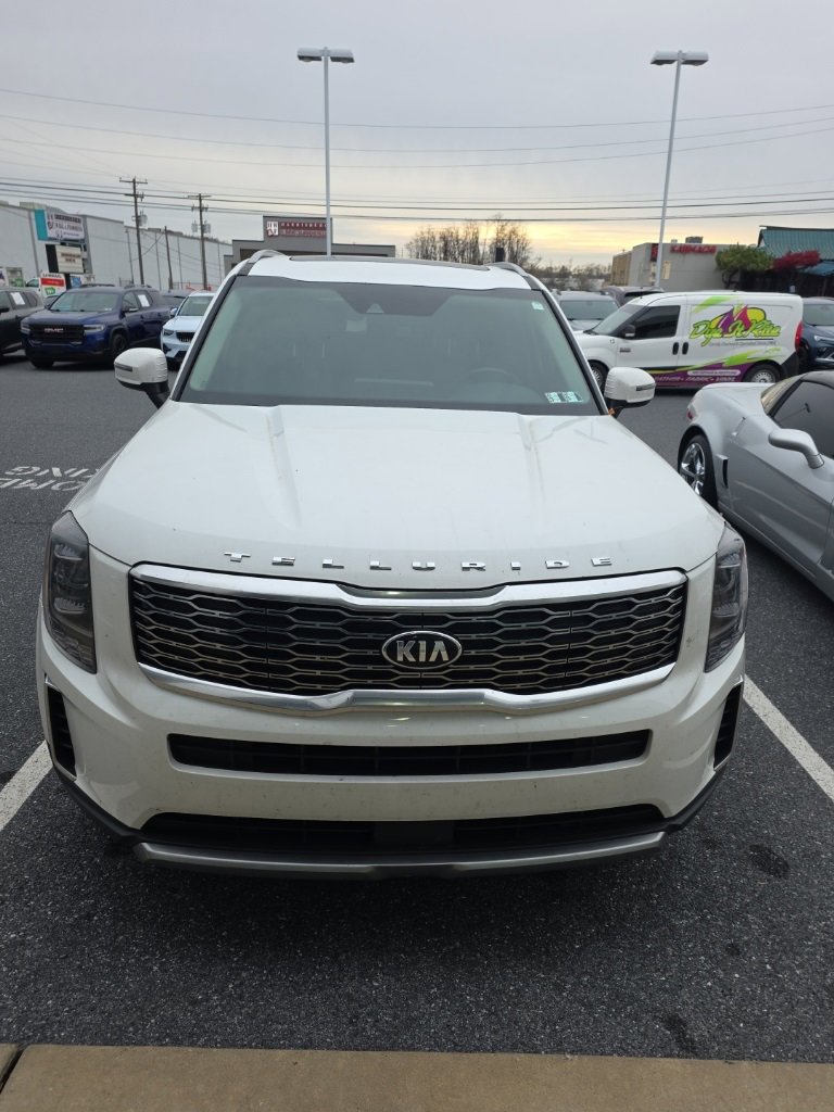 2020 Kia Telluride S photo 2