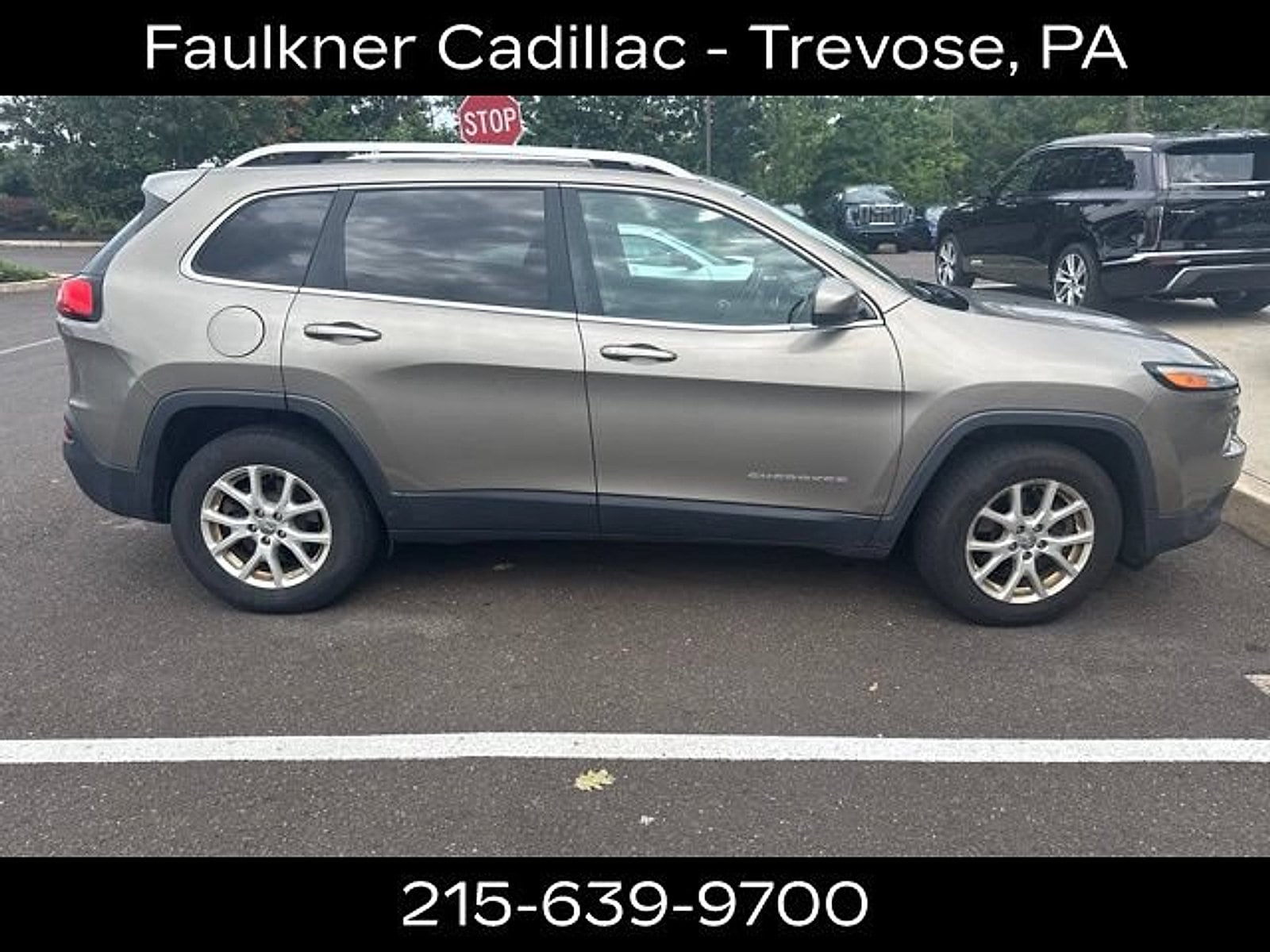 Used 2016 Jeep Cherokee Latitude with VIN 1C4PJMCS0GW228412 for sale in Feasterville-Trevose, PA