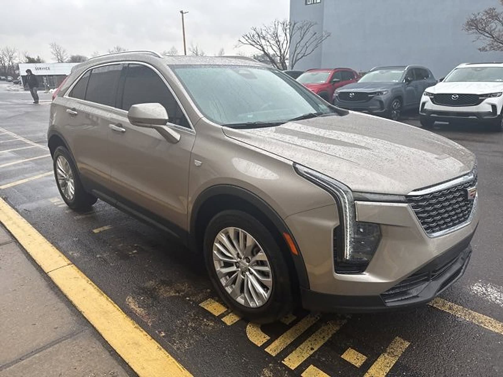 2024 Cadillac XT4 Luxury