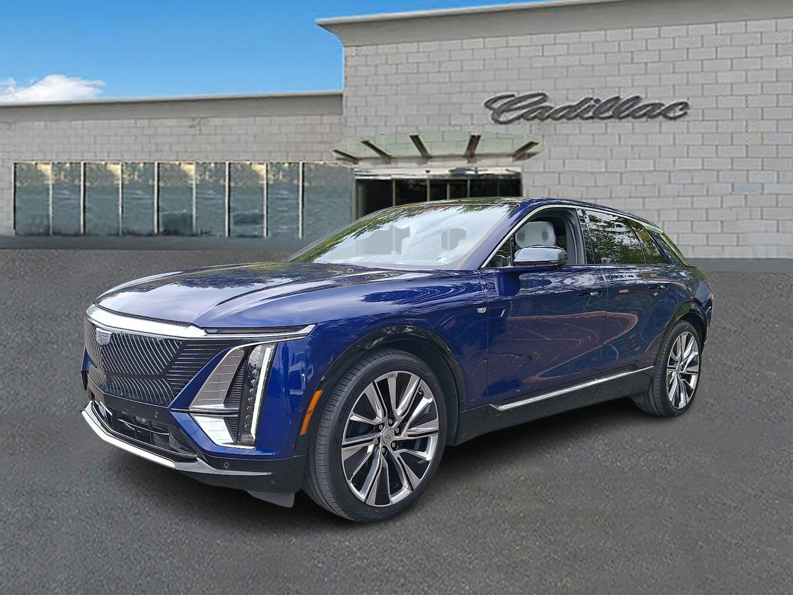 2024 Cadillac LYRIQ Luxury 3