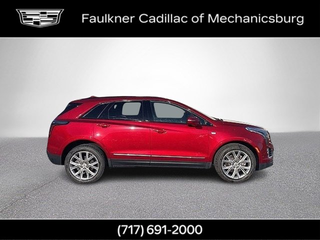 2020 Cadillac XT5 Sport photo 3