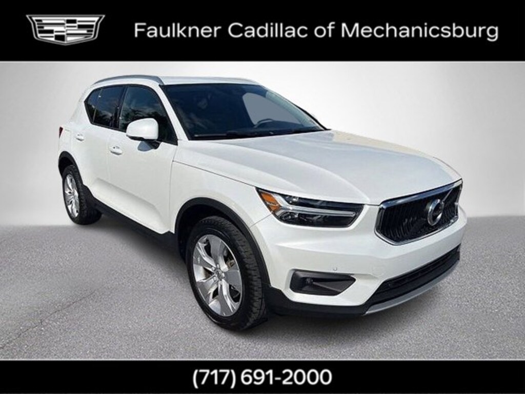 Used 2022 Volvo XC40 Momentum T5 AWD Momentum