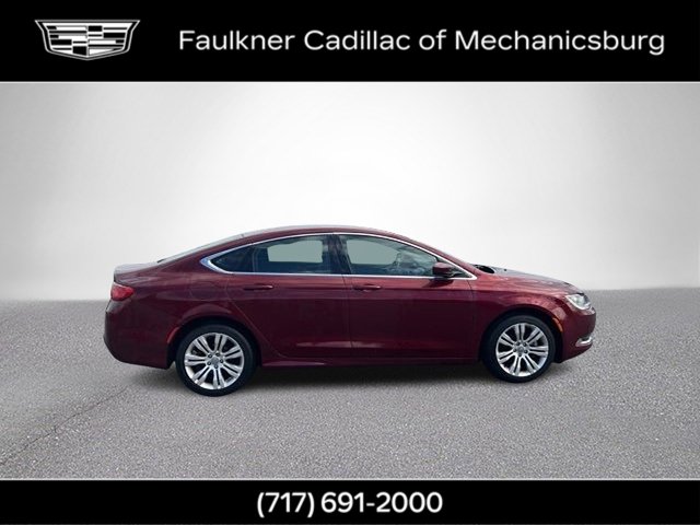 2015 Chrysler 200 Limited photo 2