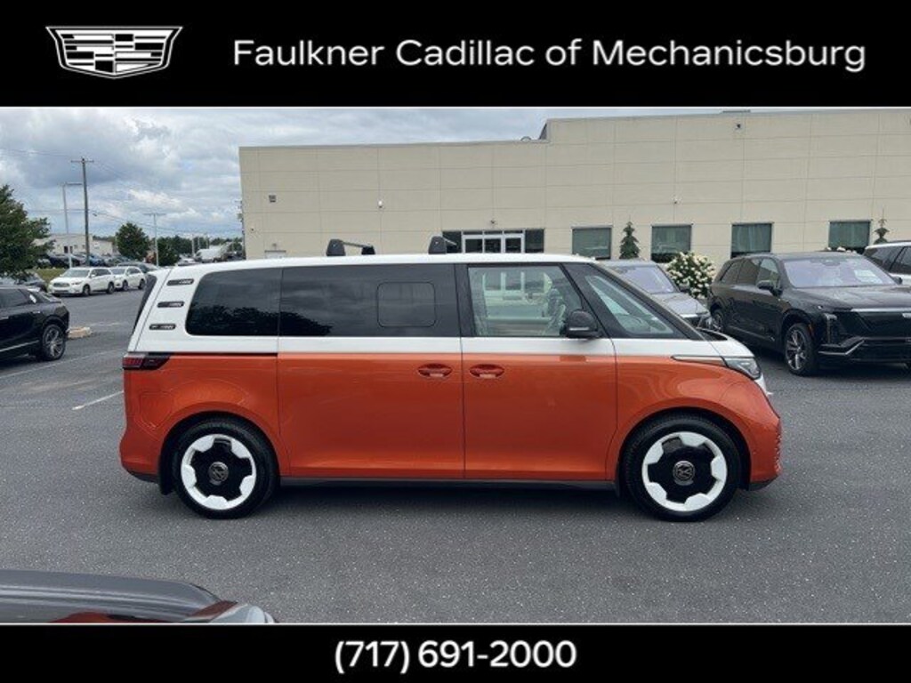 Used 2025 Volkswagen ID. Buzz 1st Edition 1st Edition 4MOTION w/Two-Tone