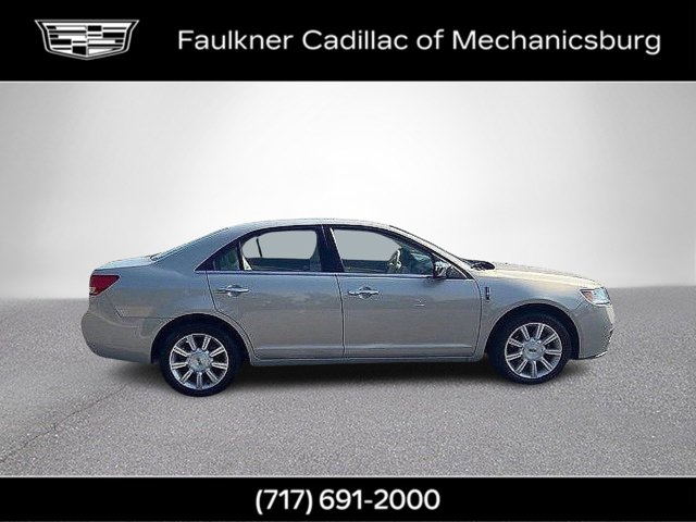 2010 Lincoln MKZ photo 3