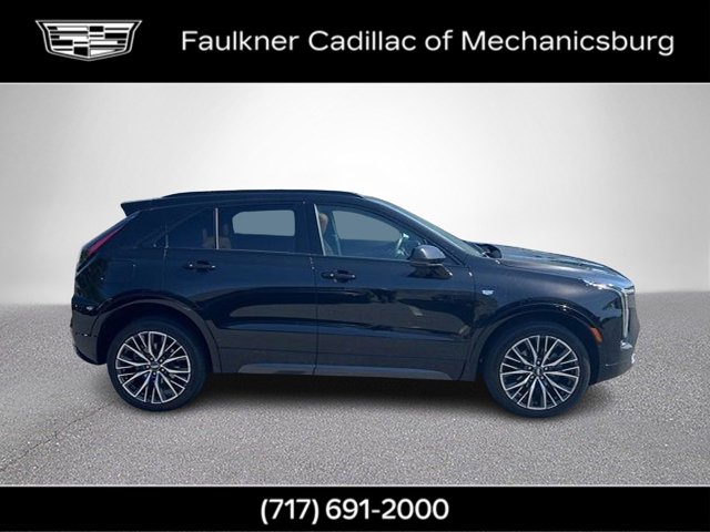 2024 Cadillac XT4 Sport photo 3