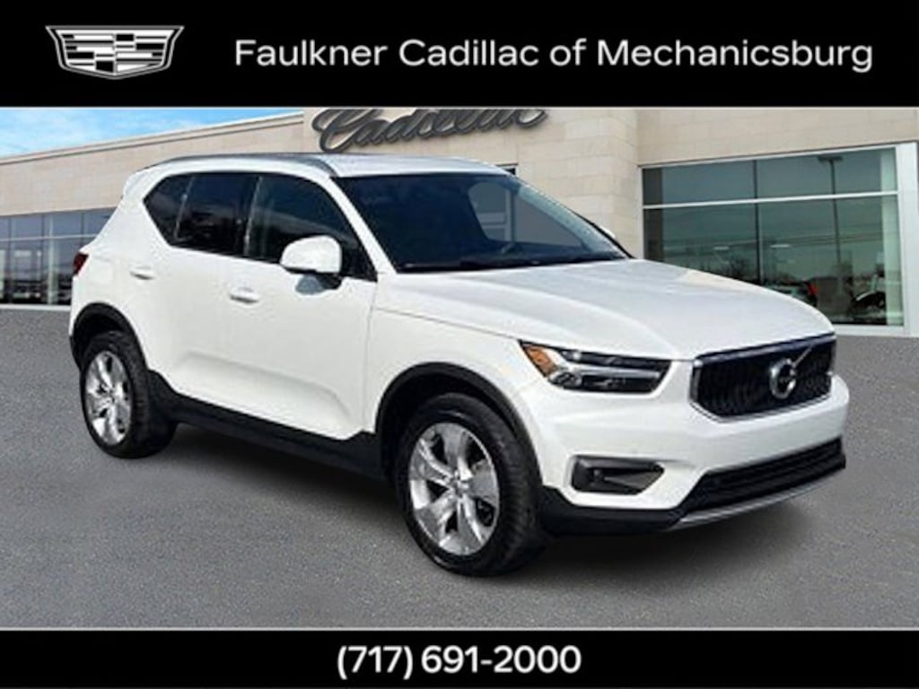 Used 2022 Volvo XC40 Momentum T5 AWD Momentum