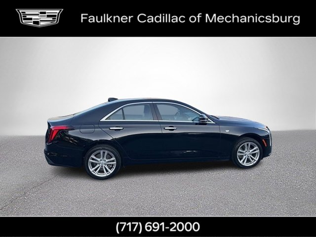 2022 Cadillac CT4 Luxury photo 3