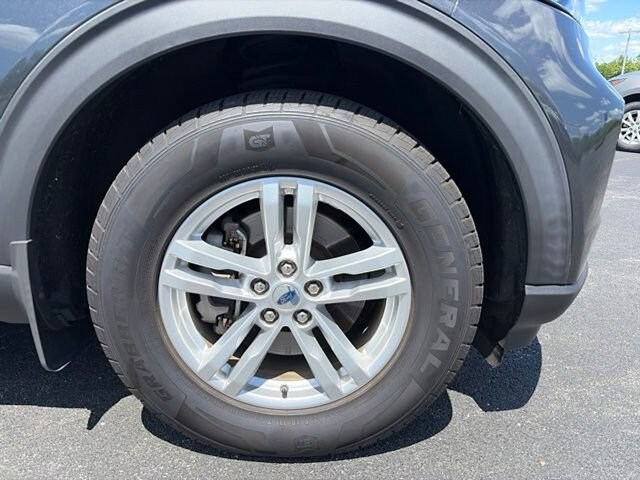 2020 Ford Explorer XLT - Photo 25
