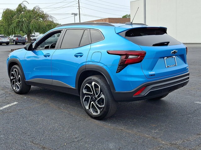 2025 Chevrolet Trax photo 4