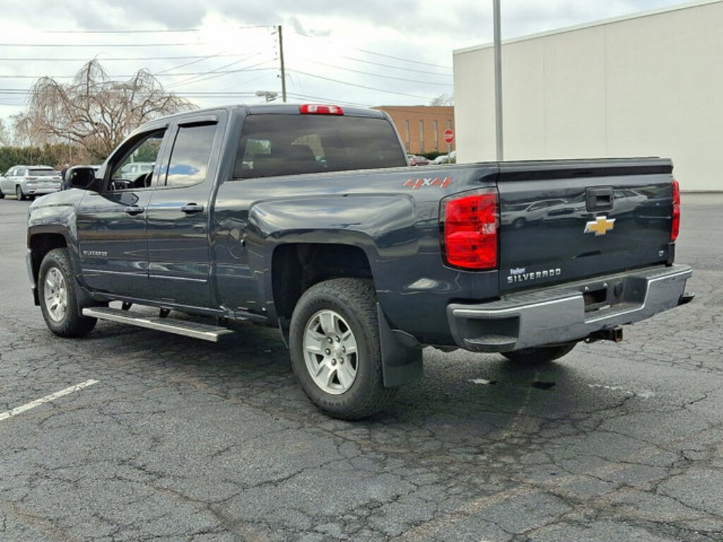 Used 2018 Chevrolet Silverado 1500 LT 4WD Double Cab 143.5 LT w/1LT