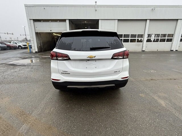 2022 Chevrolet Equinox LT photo 3