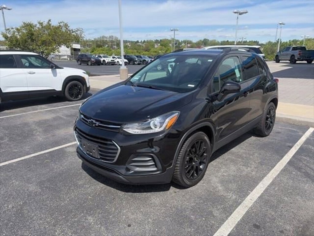 Used 2021 Chevrolet Trax LT FWD LT