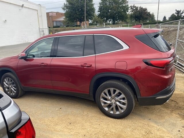 2025 Buick Enclave Preferred photo 3