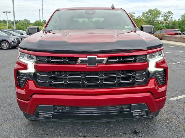 2023 Chevrolet Silverado 1500 RST photo 2