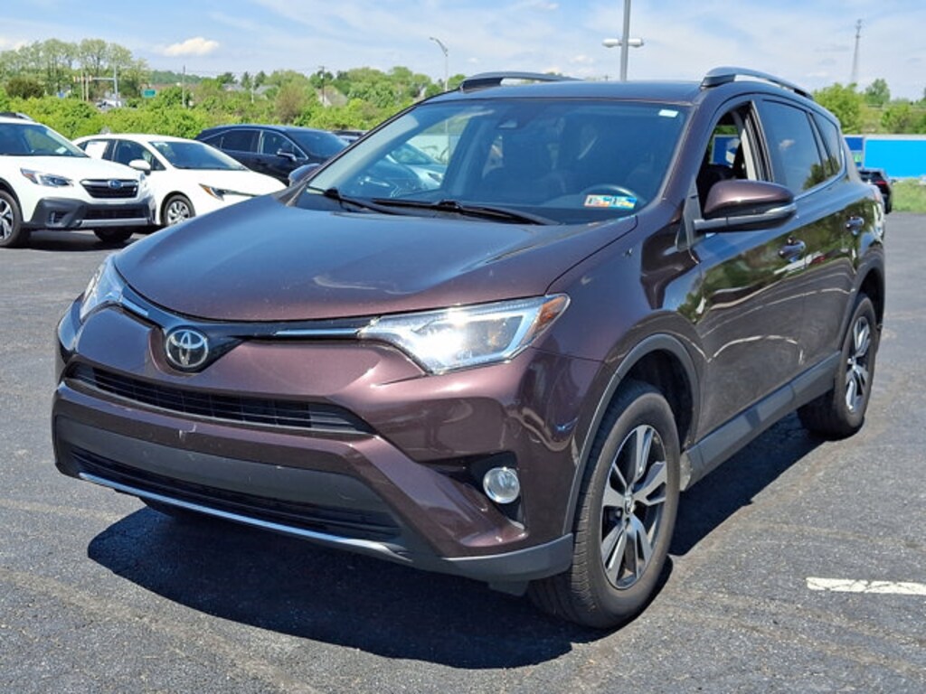 Used 2018 Toyota RAV4 XLE XLE AWD