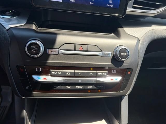 2020 Ford Explorer XLT - Photo 17