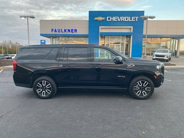 2021 Gmc Yukon XL AT4 photo 3