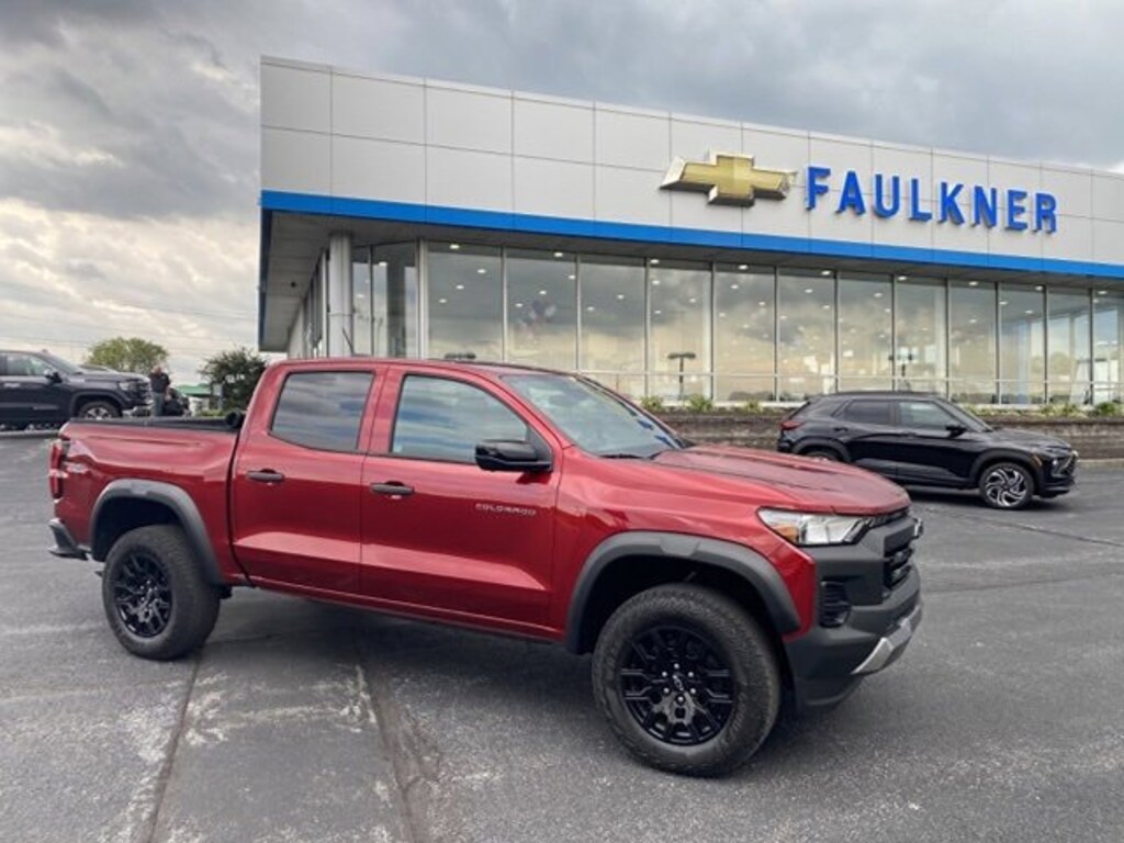 Used 2023 Chevrolet Colorado 4WD Trail Boss 4WD Crew Cab Trail Boss