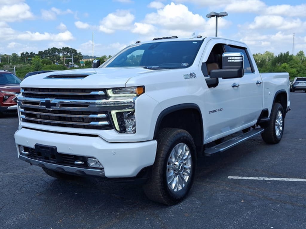 Certified 2022 Chevrolet Silverado 2500HD High Country 4WD Crew Cab 159 High Country