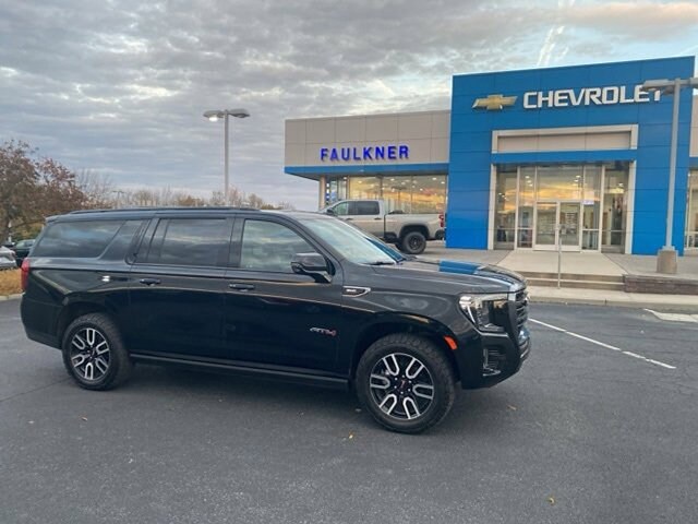 2021 Gmc Yukon XL AT4 photo 2