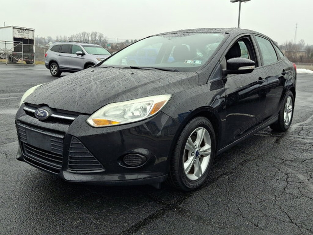 Used 2014 Ford Focus SE Sedan