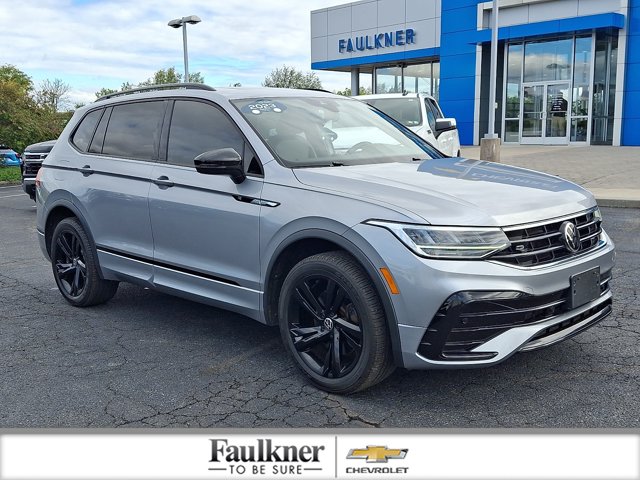 2023 Volkswagen Tiguan SE R-LINE BLACK