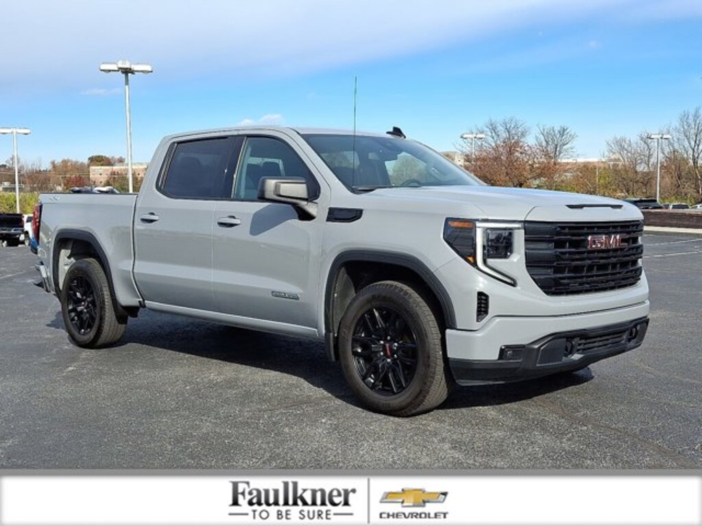 Used 2024 GMC Sierra 1500 Elevation 4WD Crew Cab 147 Elevation w/3VL