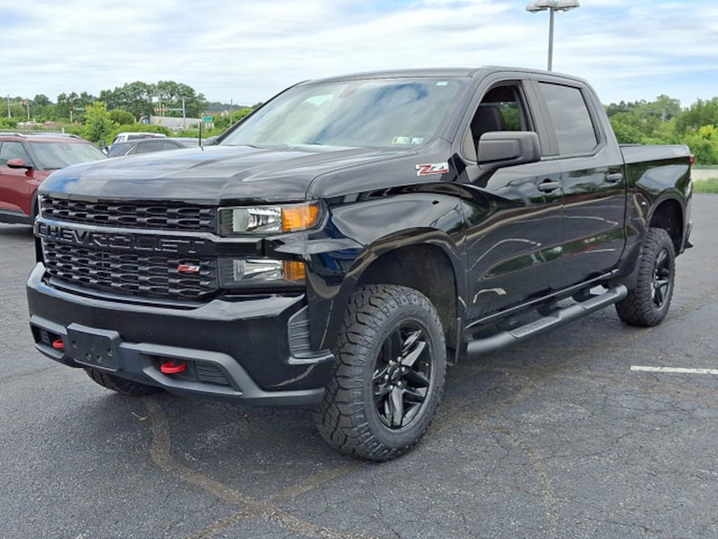 Used 2019 Chevrolet Silverado 1500 Custom Trail Boss 4WD Crew Cab 147 Custom Trail Boss