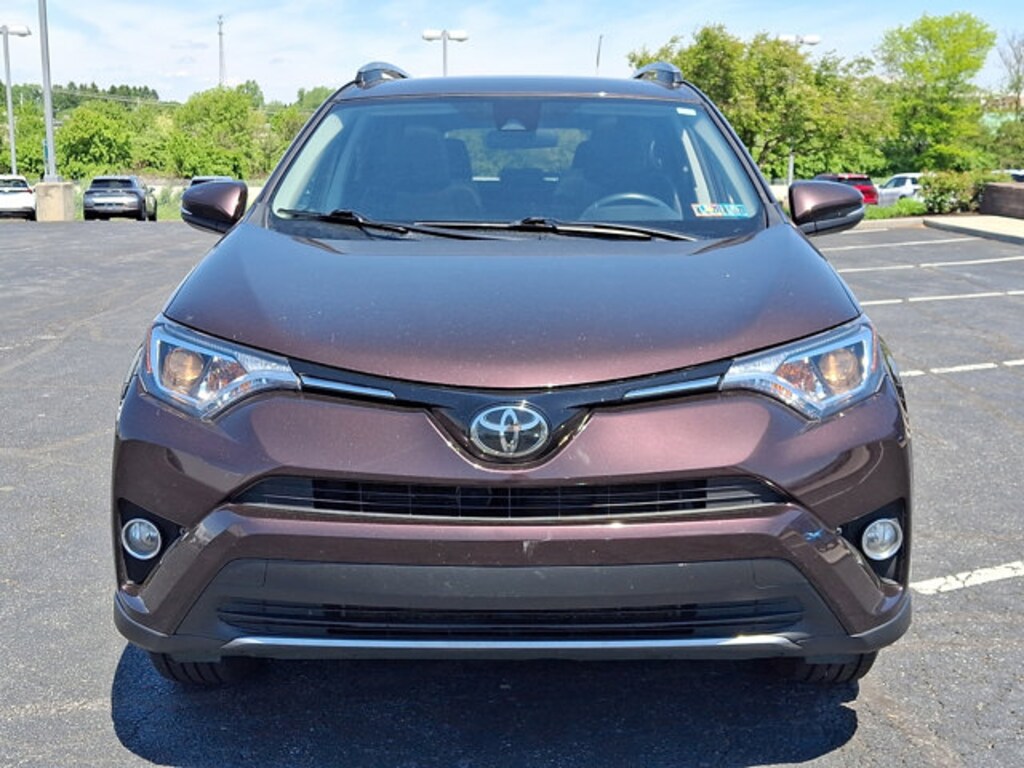 Used 2018 Toyota RAV4 XLE XLE AWD