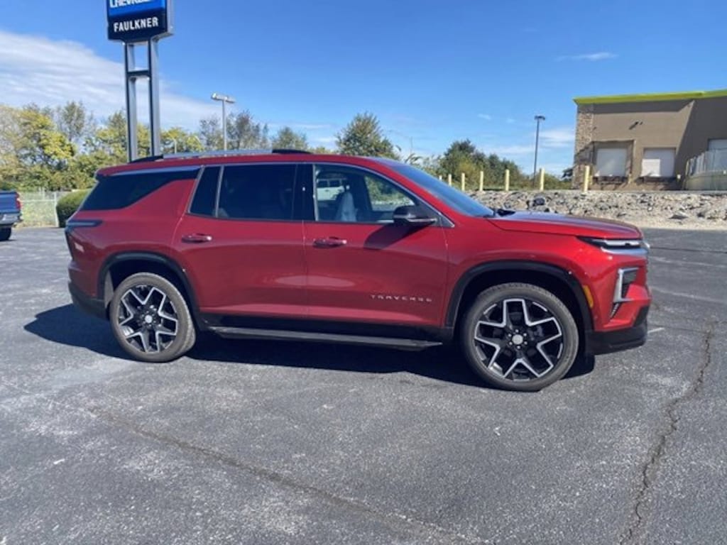 Used 2025 Chevrolet Traverse AWD High Country AWD High Country w/2LZ