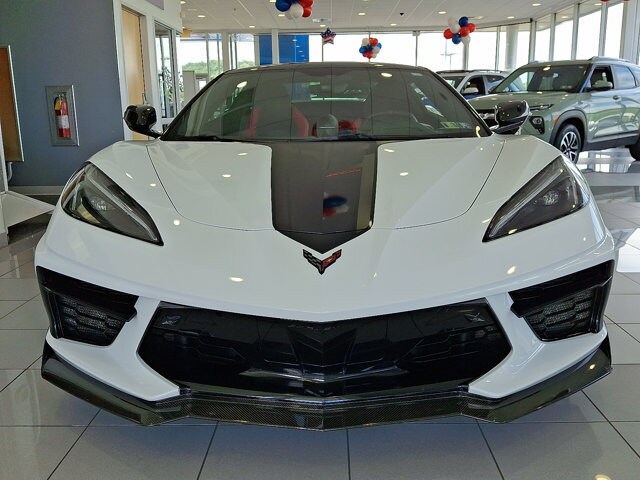 2022 Chevrolet Corvette Stingray 3LT photo 2