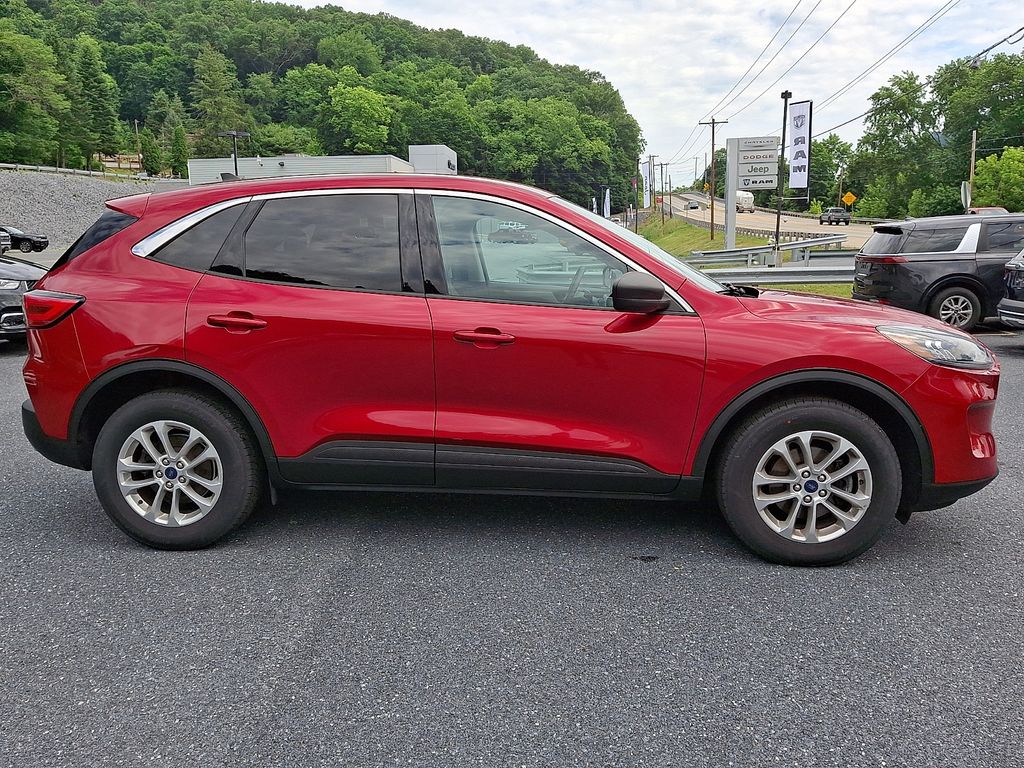 2022 Ford Escape SE - Photo 11