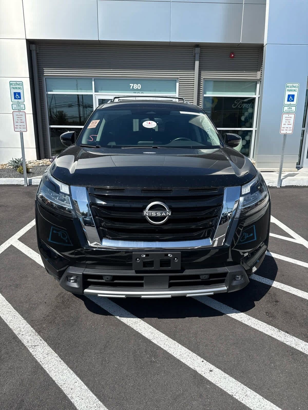 Used 2022 Nissan Pathfinder SL with VIN 5N1DR3CC9NC254239 for sale in Quakertown, PA